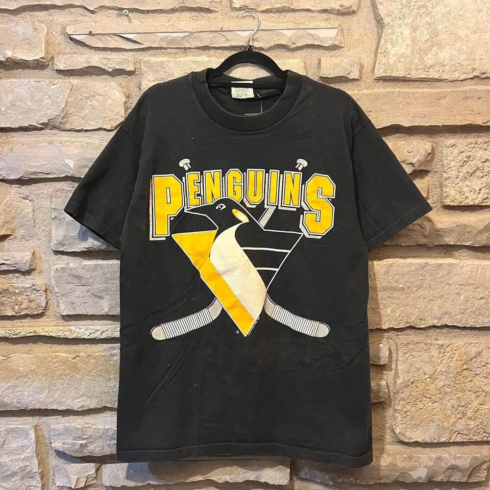 Vintage 1992 Team Rated Pittsburgh Penguins NHL T-Shirt Size L